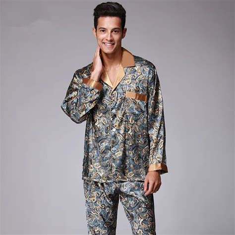 sleepwear robe men gucci|expensive pajamas for men.